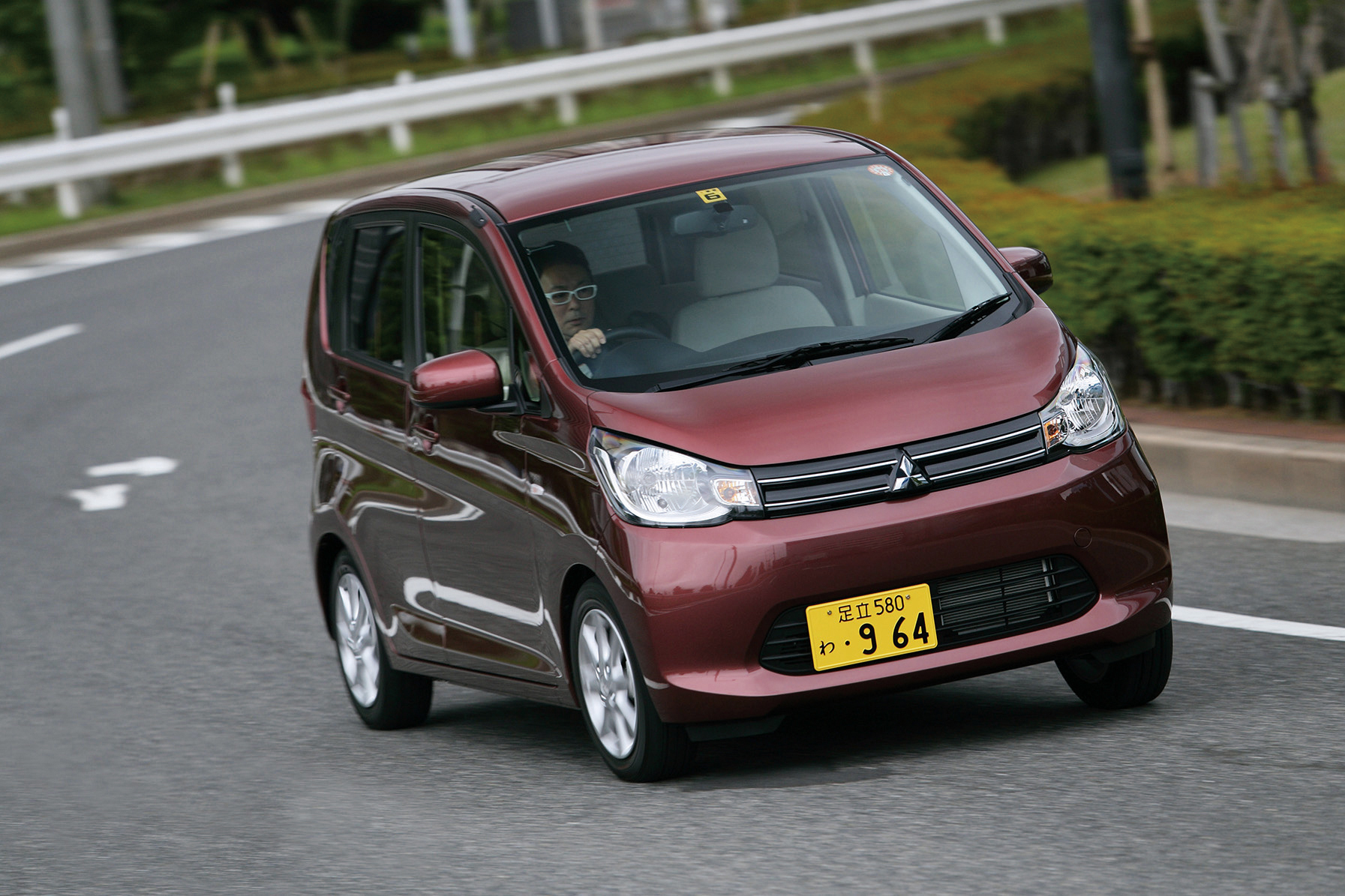 群雄割拠のトールワゴン市場にekワゴンが登場 自動車情報 ニュース Web Cartop 群雄割拠のトールワゴン市場にekワゴンが登場 自動車情報 ニュース Web Cartop
