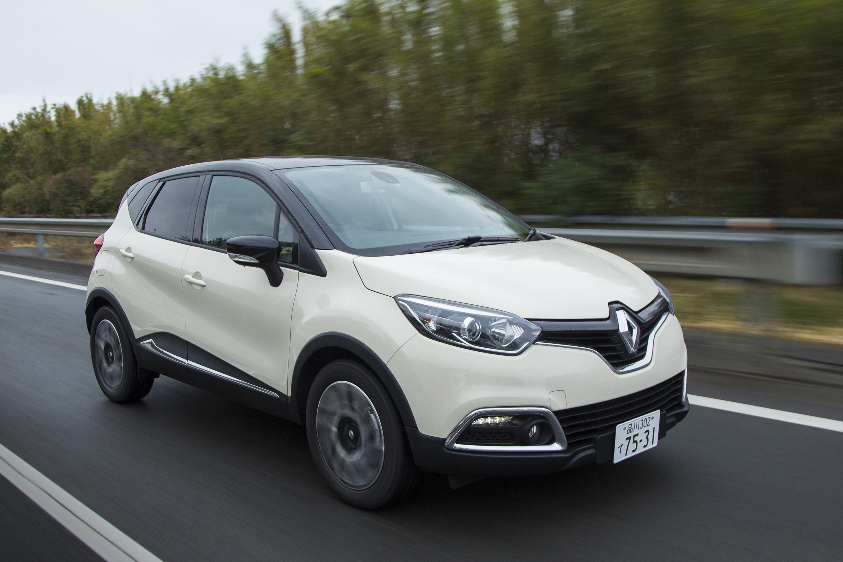 ロングドライブに最適なスムースな乗り味を実現するキャプチャー 自動車情報 ニュース Web Cartop ロングドライブに最適なスムースな乗り味を実現するキャプチャー 自動車情報 ニュース Web Cartop