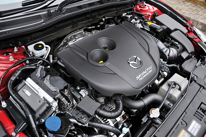 走る楽しさ を思い出させてくれるアクセラ 自動車情報 ニュース Web Cartop