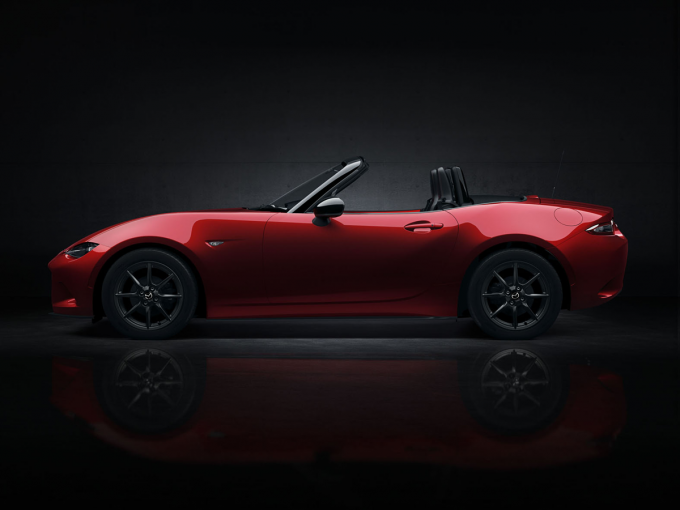 新型マツダロードスターを歴代モデルと比較 自動車情報 ニュース Web Cartop 新型マツダロードスターを歴代モデルと比較 自動車情報 ニュース Web Cartop
