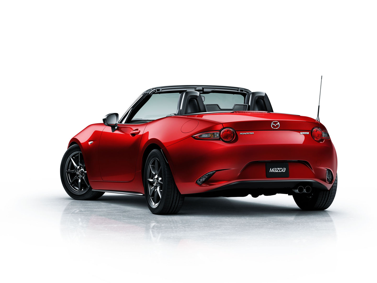 新型マツダロードスターを歴代モデルと比較 自動車情報 ニュース Web Cartop