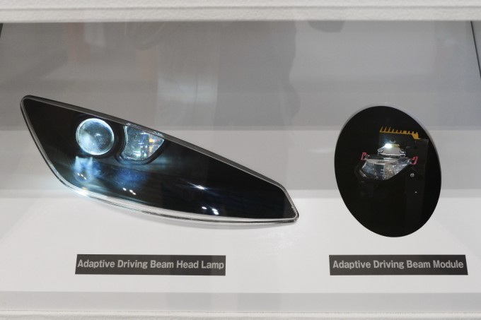 【CEATEC2014見聞録】ハイビームだけの新世代LEDヘッドライトシステム
