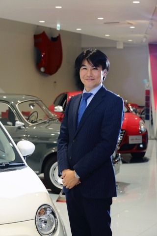 フィアット/アルファロメオお台場の店長・野島さん