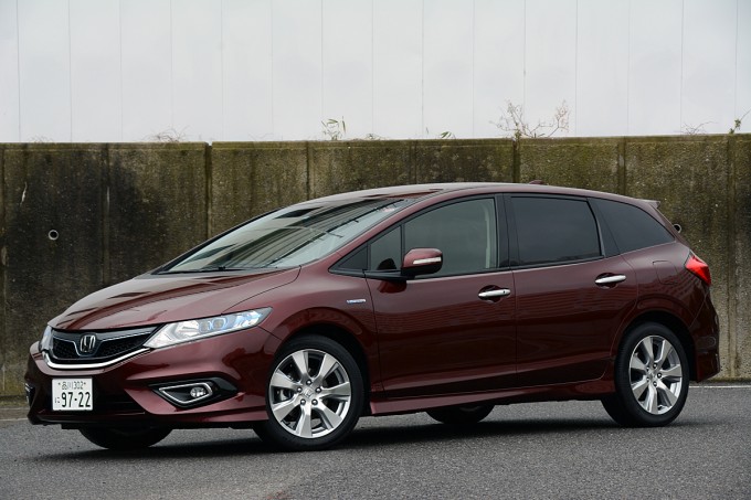 ホンダ Jade ジェイド は 4 2 シートでセダンを越える乗り心地 自動車情報 ニュース Web Cartop ホンダ Jade ジェイド は 4 2 シートでセダンを越える乗り心地 自動車情報 ニュース Web Cartop