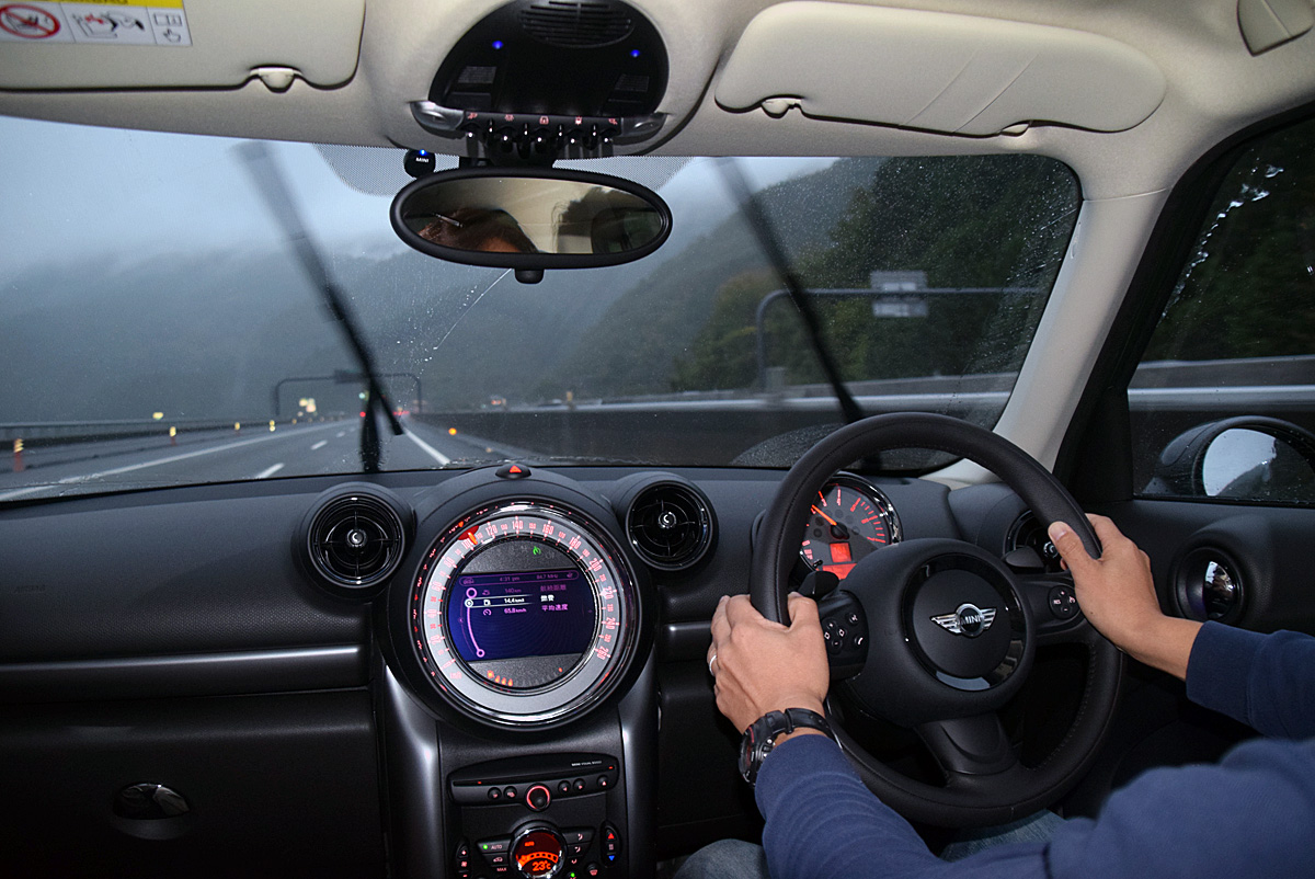 ミニ クロスオーバーのディーゼルターボを試す 自動車情報 ニュース Web Cartop