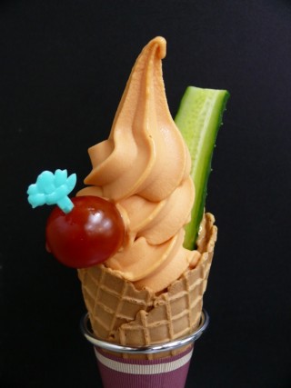 トマQソフトクリーム(400円)