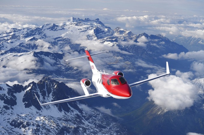 ホンダジェットがジュネーブのビジネス航空ショー・デビュー!