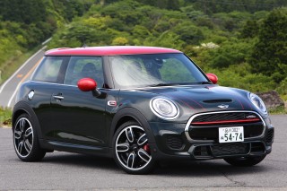 究極のコーナリングマシン ミニ ジョンクーパーワークス試乗記 自動車情報 ニュース Web Cartop 究極のコーナリングマシン ミニ ジョンクーパーワークス試乗記 自動車情報 ニュース Web Cartop