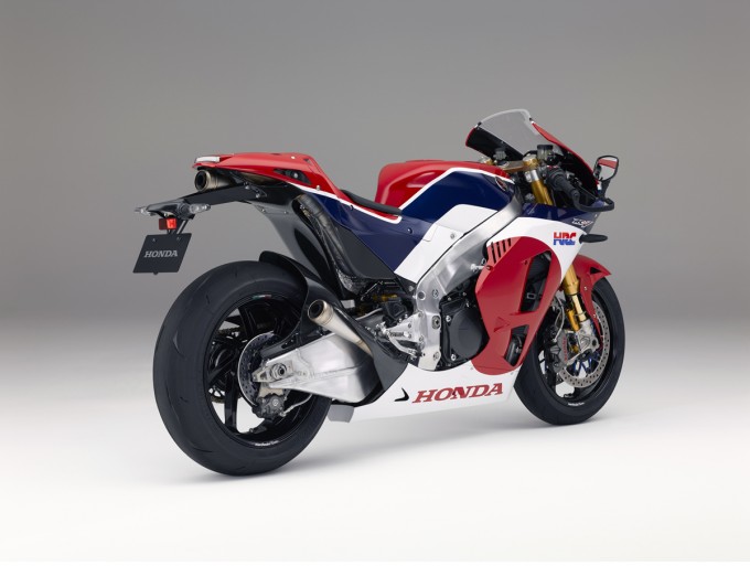 ホンダが2190万円のバイクを発売 そのお値段の理由は 自動車情報 ニュース Web Cartop ホンダが2190万円のバイクを発売 そのお値段の理由は 自動車情報 ニュース Web Cartop