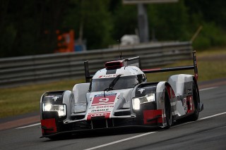 フェリペ・アルバカーキ/マルコ・ボナノミ/レネ・ラスト組の9号車は7位