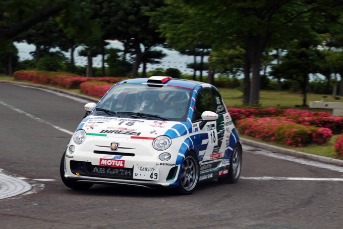 日本勢を抑えアバルトが勝利 全日本ラリー第3戦 自動車情報 ニュース Web Cartop 日本勢を抑えアバルトが勝利 全日本ラリー第3戦 自動車情報 ニュース Web Cartop