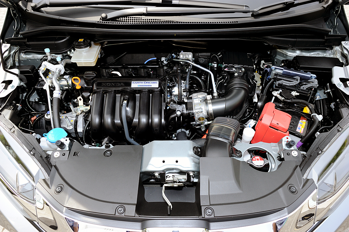 どれを選ぶ 3種類の足まわりがあるホンダ シャトル 自動車情報 ニュース Web Cartop どれを選ぶ 3種類の足まわりがあるホンダ シャトル 自動車情報 ニュース Web Cartop
