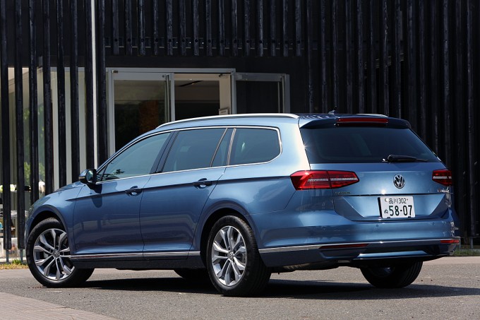 画像ギャラリー 世界初の安全装備を標準化して値下げ フォルクスワーゲン新型パサート 画像9 自動車情報 ニュース Web Cartop