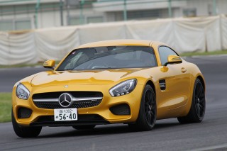 燃料電池車トヨタ・ミライって速い？ サーキットではプリウスと同等 