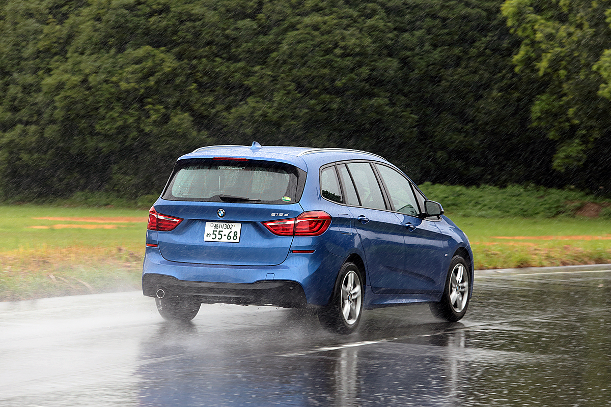 国産2lミニバンより明らかに速い Bmwのディーゼルミニバン 自動車情報 ニュース Web Cartop 2ページ目