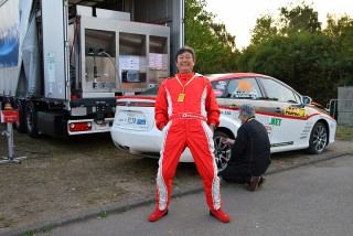 とにかく楽しい!」とご満悦の国沢さん。驚くほどのギャラリーの多さ、リエゾンでの触れ合い、WRCトップドライバーとの遭遇など、WRCを満喫中