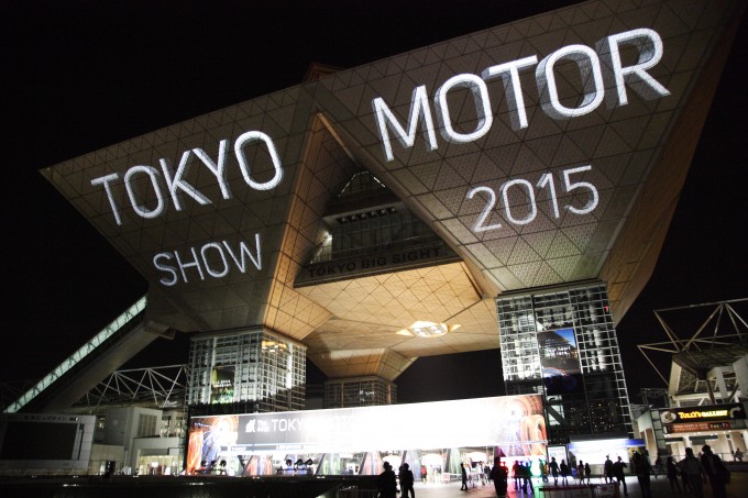 第44回東モ情報95 プロジェクションマッピングを17時30分から投影 動画 自動車情報 ニュース Web Cartop