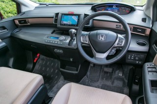 5ナンバーミニバン対決 トヨタ シエンタ Vs ホンダ フリード 自動車情報 ニュース Web Cartop 5ナンバーミニバン対決 トヨタ シエンタ Vs ホンダ フリード 自動車情報 ニュース Web Cartop