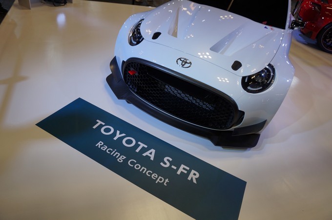 Frスポーツカー2台への期待のボルテージは大阪オートメッセでマックスに 自動車情報 ニュース Web Cartop