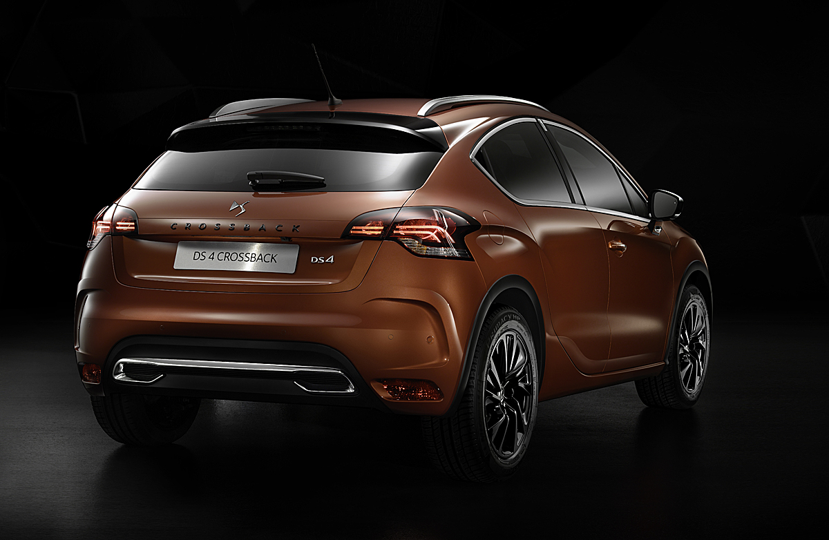 Ds4クロスバック はsuvとクーペを掛け合わせた新スタイリング 自動車情報 ニュース Web Cartop
