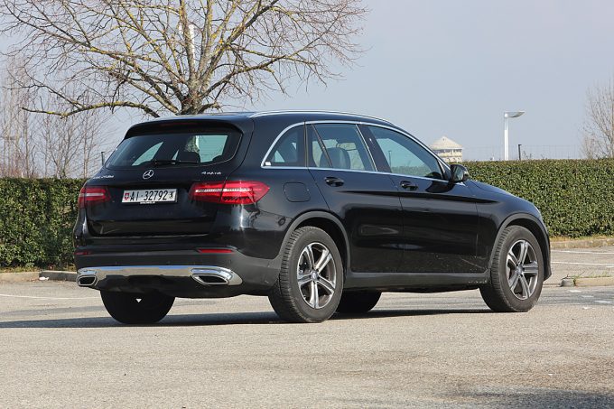 日本未導入モデル 2台のディーゼル Suv メルセデス ベンツglc250dとホンダhr Vに試乗 自動車情報 ニュース Web Cartop