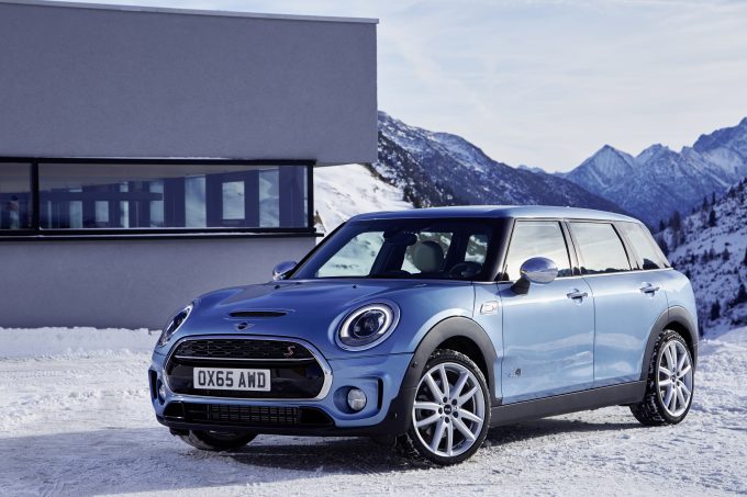 スキー スノボにうってつけ 室内が広いミニ クラブマンに初の4wdモデル登場 自動車情報 ニュース Web Cartop