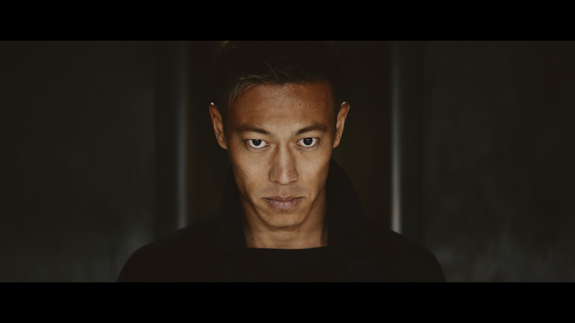 サッカー日本代表の本田圭佑 Acミラン がトヨタ オーリスハイブリッドのcmに登場 自動車情報 ニュース Web Cartop