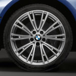 【画像】BMW100周年記念モデル第8弾「330e」は100台限定のプラグイン・ハイブリッド！ 〜 画像4
