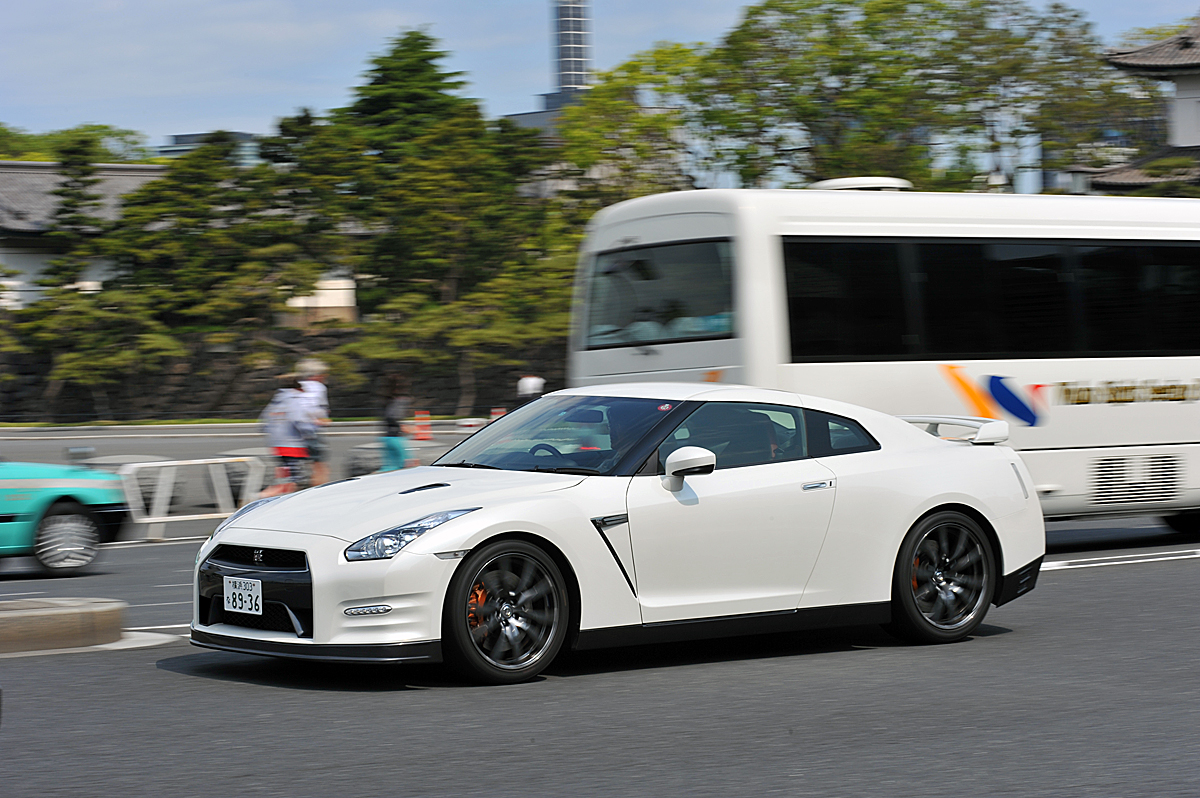 今さら聞けない 日本の車道が左側通行の理由とは 自動車情報 ニュース Web Cartop 今さら聞けない 日本の車道が左側通行の理由とは 自動車情報 ニュース Web Cartop