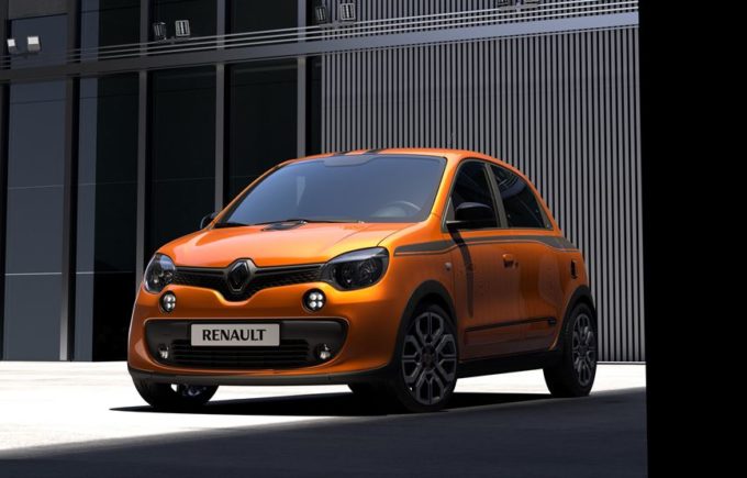 日本導入前の新型ルノー トゥインゴに本国では早くもスポーツモデルを設定 自動車情報 ニュース Web Cartop 日本導入前の新型ルノー トゥインゴに本国では早くもスポーツモデルを設定 自動車情報 ニュース Web Cartop