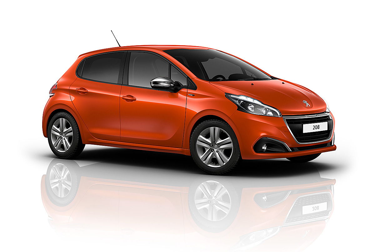 自動ブレーキまで付いて3万円高 プジョー8 Style Plusは超お買い得な限定車 自動車情報 ニュース Web Cartop