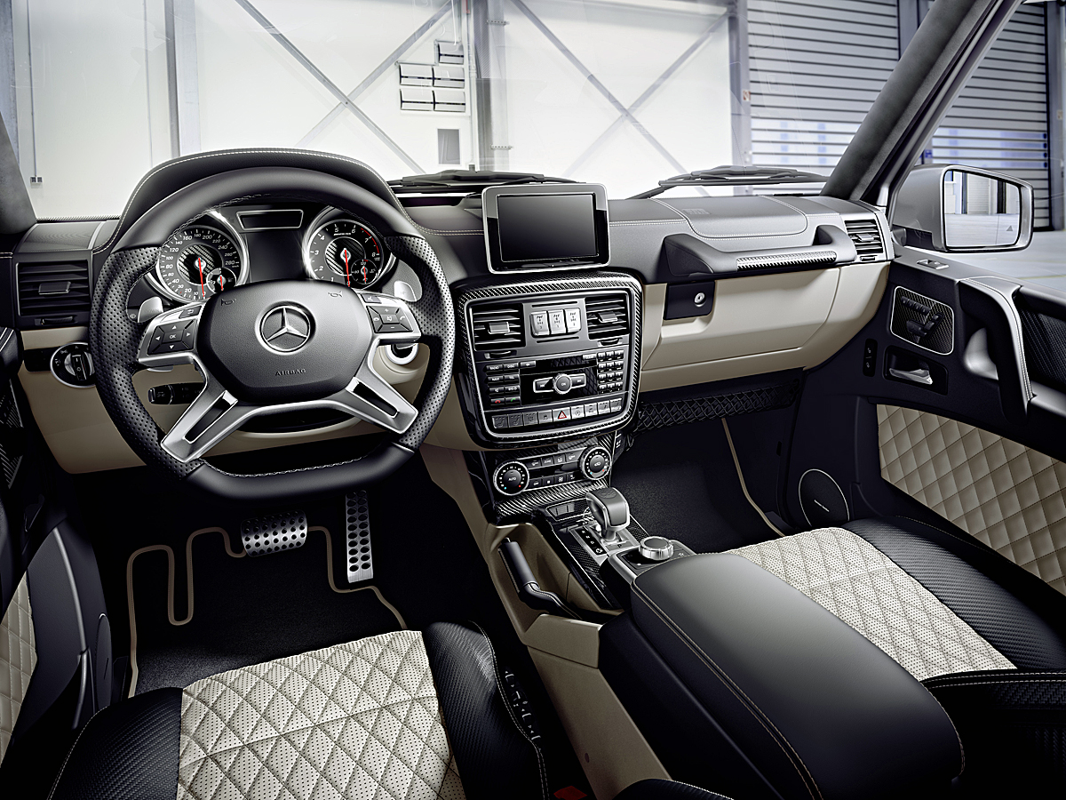 Mercedes-Benz G-Klasse 2015, Mercedes-AMG G 63, "Edition 463", Interieur: designo Nappaleder schwarz/porzellan, Zierteile AMG Carbon 〜 画像1