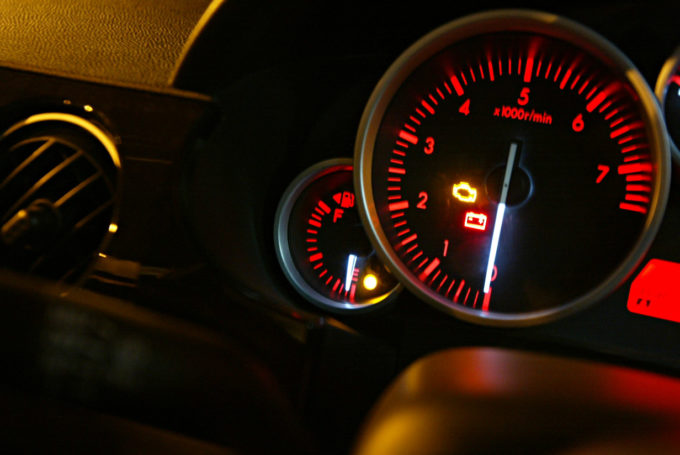 意外と知らない メーターに表示される警告灯の意味 自動車情報 ニュース Web Cartop 2ページ目
