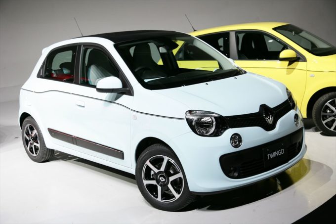 パリコレになぞらえてルノー トゥインゴを日本で発表 自動車情報 ニュース Web Cartop