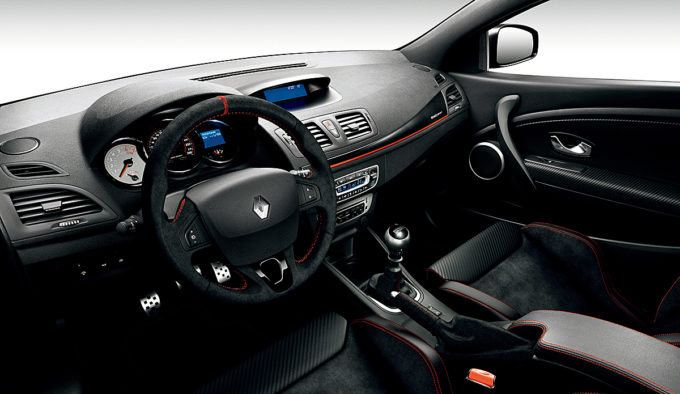 150台限定 ルノー メガーヌr S トロフィー再上陸 自動車情報 ニュース Web Cartop