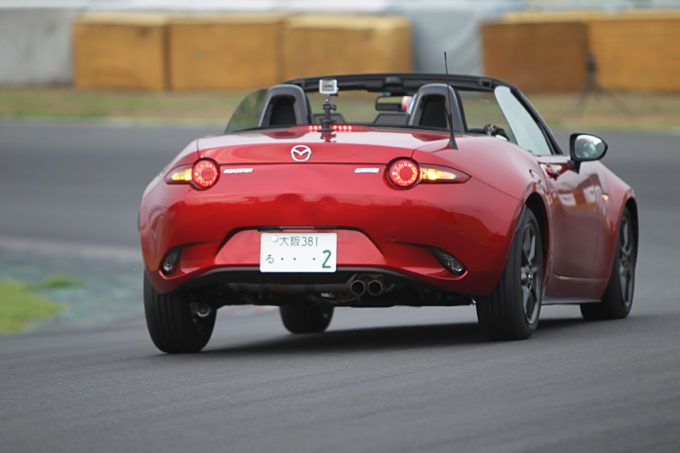 今さら聞けない ポンピングブレーキってどんな意味がある 自動車情報 ニュース Web Cartop 2ページ目 今さら聞けない ポンピングブレーキってどんな意味がある 自動車情報 ニュース Web Cartop 2ページ目