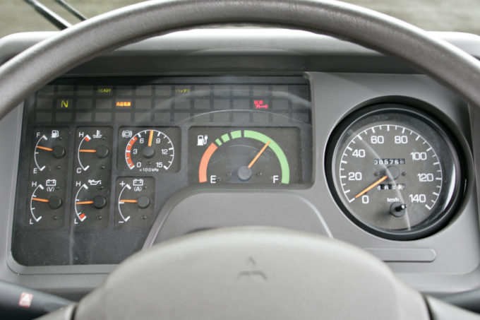 疑問 大型トラックに義務化の速度リミッターが大型バスに義務化されない理由とは 自動車情報 ニュース Web Cartop