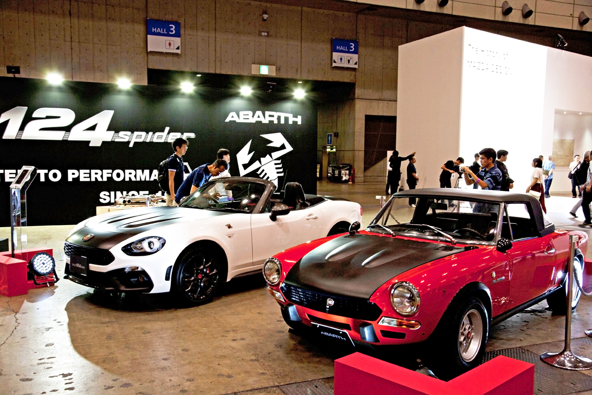 日本初公開 アバルト124スパイダーは170馬力の1 4リッターターボ搭載 自動車情報 ニュース Web Cartop 日本初公開 アバルト124スパイダーは170馬力の1 4リッターターボ搭載 自動車情報 ニュース Web Cartop