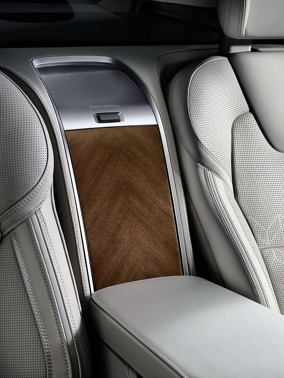 Volvo XC90 Excellence - interior 〜 画像6