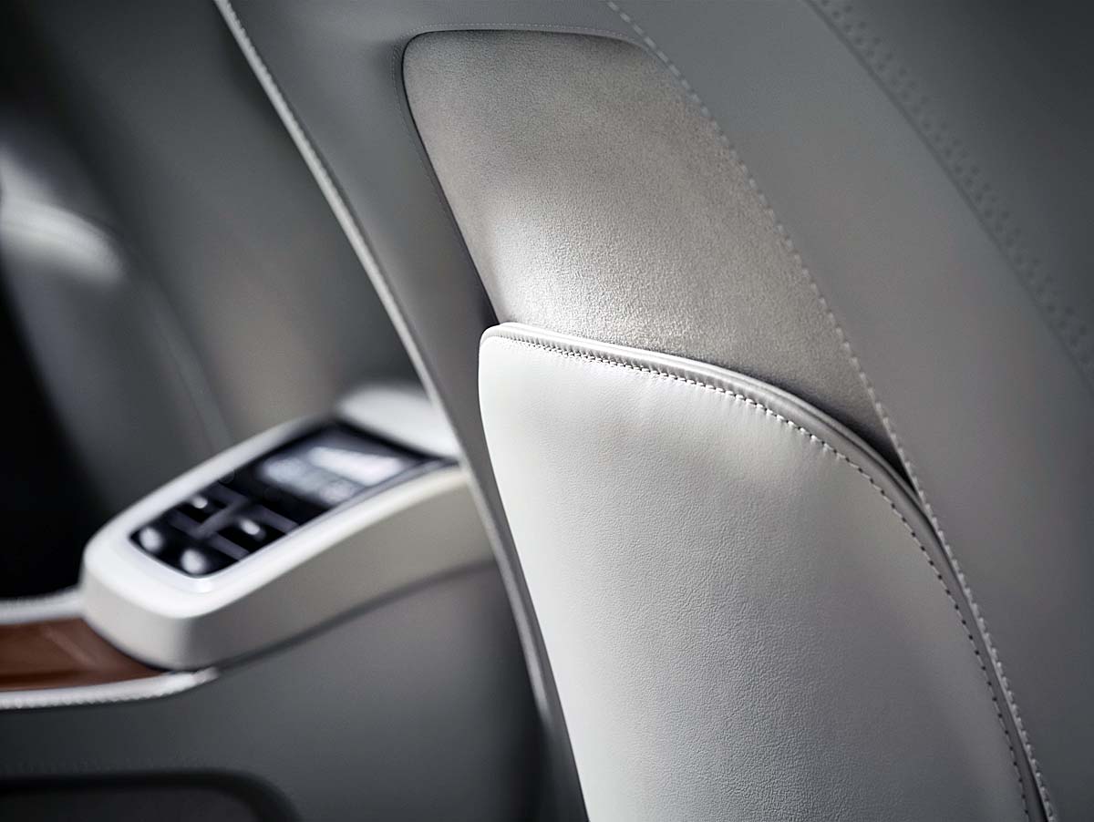 Volvo XC90 Excellence - interior 〜 画像9
