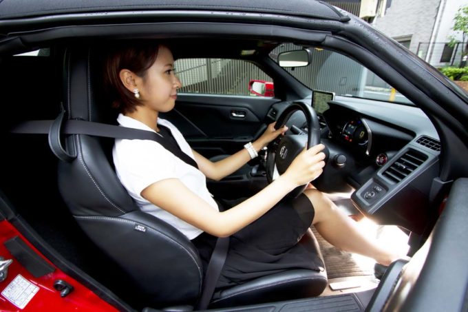 マニュアル車の運転のコツを解説 練習時に心がけるクラッチやレバー操作とは 自動車情報 ニュース Web Cartop