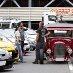 【画像】イエローハット新山下に日米パトカーを展示し交通安全運動の呼びかけ 〜 画像3
