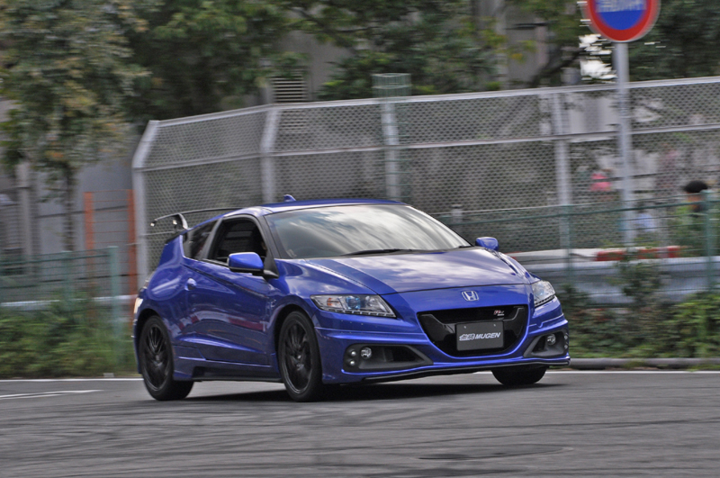 Xacarブログ 佐藤琢磨がメガウェブフェスタでcr Z Mugen Rzを試乗 自動車情報 ニュース Web Cartop Xacarブログ 佐藤琢磨がメガウェブフェスタでcr Z Mugen Rzを試乗 自動車情報 ニュース Web Cartop
