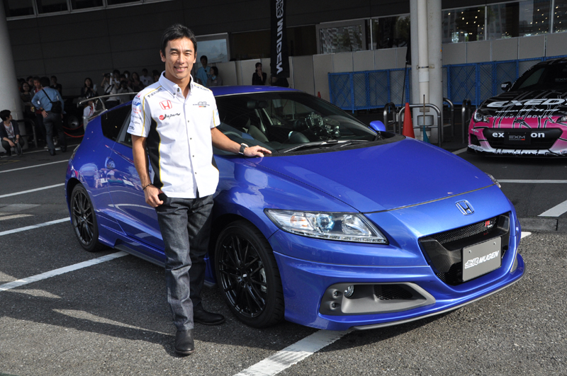Xacarブログ 佐藤琢磨がメガウェブフェスタでcr Z Mugen Rzを試乗 自動車情報 ニュース Web Cartop