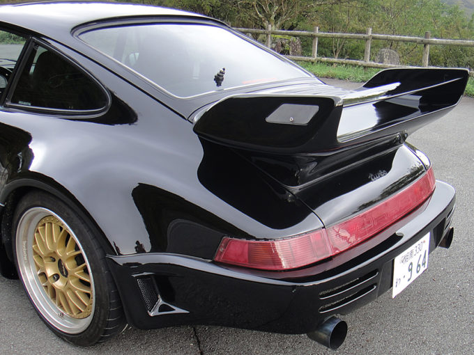 あの ブラックバード仕様 ポルシェ911ターボに1万4980円で乗れる 自動車情報 ニュース Web Cartop あの ブラックバード仕様 ポルシェ911ターボに1万4980円で乗れる 自動車情報 ニュース Web Cartop