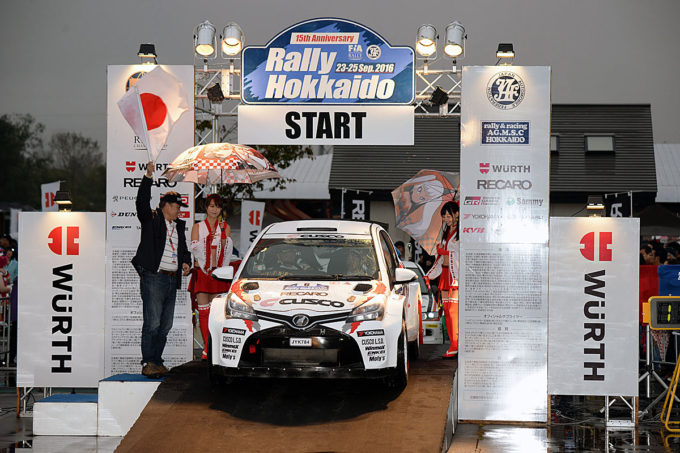 三菱ランエボのユニットを搭載したトヨタ ヴィッツ4wdがラリー北海道に登場 自動車情報 ニュース Web Cartop 三菱ランエボのユニットを搭載したトヨタ ヴィッツ4wdがラリー北海道に登場 自動車情報 ニュース Web Cartop