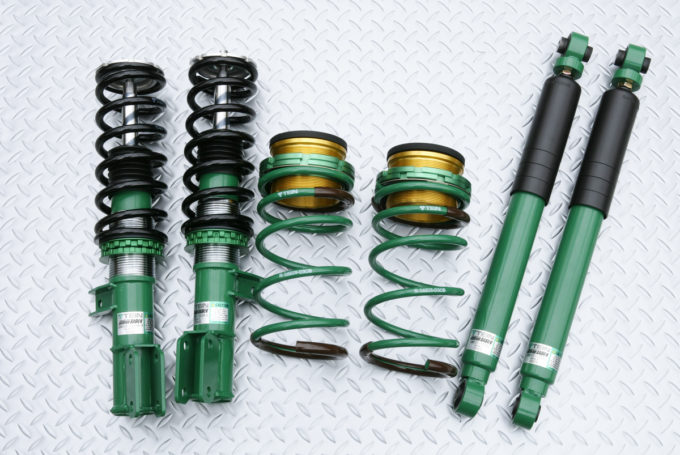 サスペンションの意味と役割とは 初心者でもわかるように車のバネ ダンパーを含めて解説 自動車情報 ニュース Web Cartop