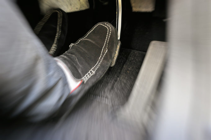 疑問 黄色信号での進入はどのタイミングまでにすべき 自動車情報 ニュース Web Cartop 疑問 黄色信号での進入はどのタイミングまでにすべき 自動車情報 ニュース Web Cartop
