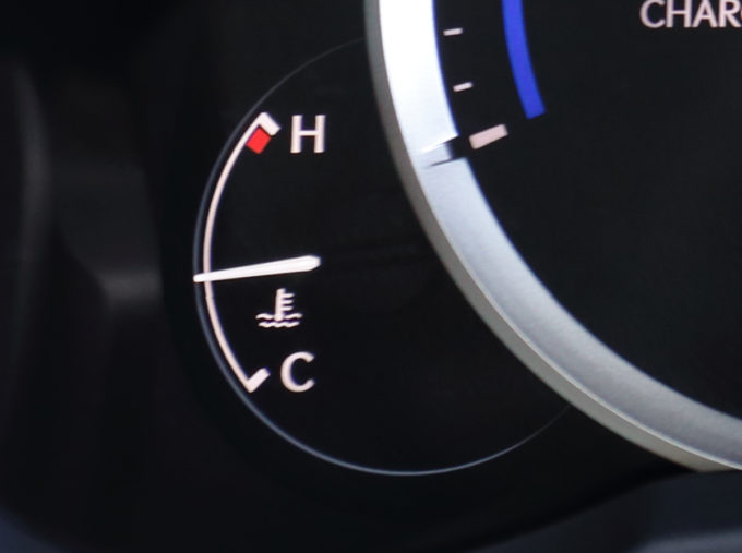 意外と知らない なぜスポーツカーのエンジンは始動直後がうるさいのか 自動車情報 ニュース Web Cartop 意外と知らない なぜスポーツカーのエンジンは始動直後がうるさいのか 自動車情報 ニュース Web Cartop