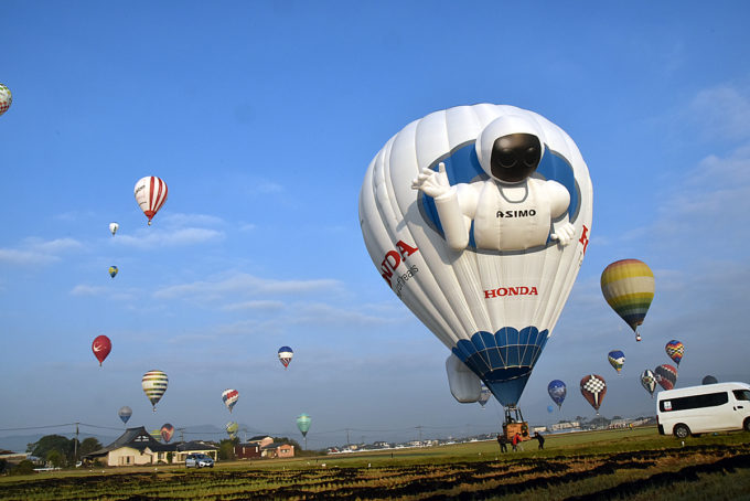 100機以上がフライト! アジア最大級の熱気球イベント開催